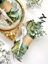 Load image into Gallery viewer, Dreamy Eucalyptus Smudge Incense Stick
